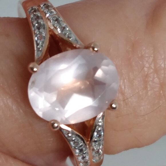 Genuine rose quartz ring in rose gold - Picture 1 of 7